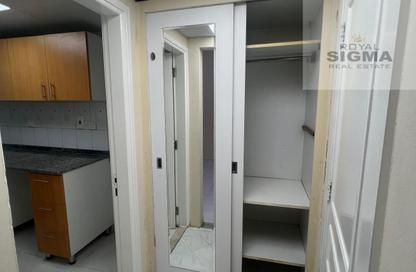 Apartment - Studio - 1 Bathroom for rent in Umm Hurair Residence 1 - Umm Hurair 1 - Umm Hurair - Bur Dubai - Dubai