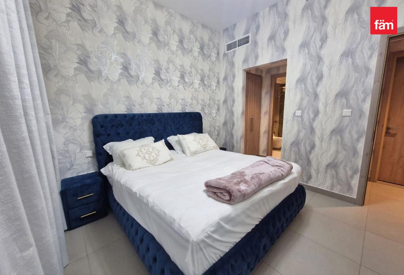 Fully Furnished | Close To Park | High Floor photo 6