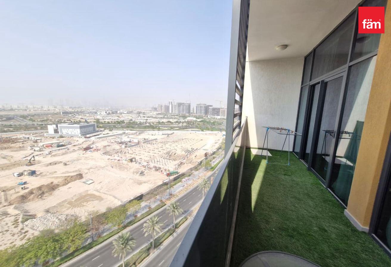 Fully Furnished | Close To Park | High Floor photo 9