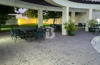Villa - 4 Bedrooms - 5 Bathrooms for rent in Jumeirah 1 Villas - Jumeirah 1 - Jumeirah - Dubai Villa - 4 Bedrooms - 5 Bathrooms for rent in Jumeirah 1 Villas - Jumeirah 1 - Jumeirah - Dubai
