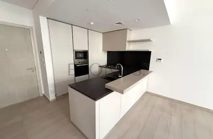 شقة - غرفة نوم - 2 حمامات للايجار في هارينجتون هاوس - منطقة 14 - قرية جميرا الدائرية - دبي