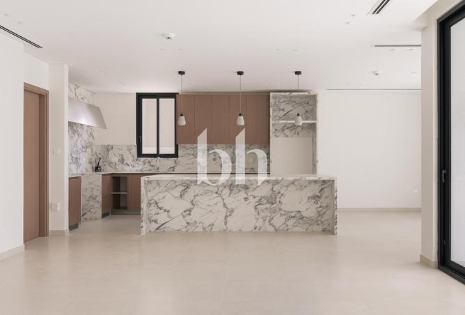 83655418 - Property Image 3