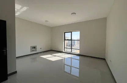 Apartment - 2 Bedrooms - 3 Bathrooms for rent in Al Jurf Industrial 3 - Al Jurf Industrial - Ajman