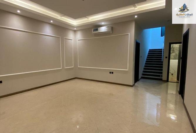 67073019 - Property Image 3