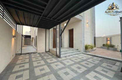 Villa - 5 - 7 for sale in Al Zaheya Gardens - Al Zahya - Ajman