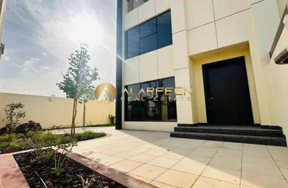 فيلا - 3 غرف نوم - 6 حمامات للايجار في تراس الشمال - منطقة 14 - قرية جميرا الدائرية - دبي