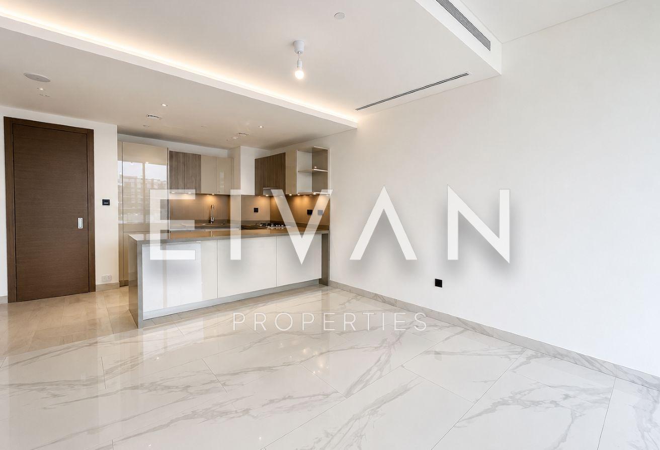 City & Courtyard View | Spacious Unit + Balcony photo 4