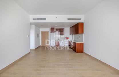 Apartment - 1 Bedroom - 2 Bathrooms for rent in La Voile Building 2 - La Voile - Port de La Mer - La Mer - Jumeirah - Dubai