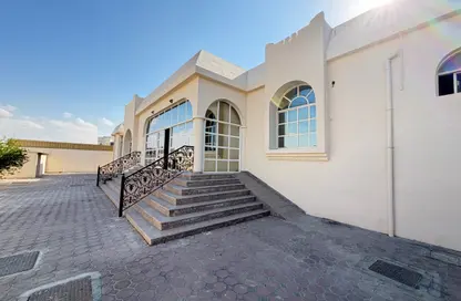 Villa - 7 Bedrooms for rent in Muwafja - Wasit - Sharjah