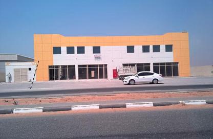 Show Room - Studio - 2 Bathrooms for rent in Umm Al Thuoob - Umm Al Quwain