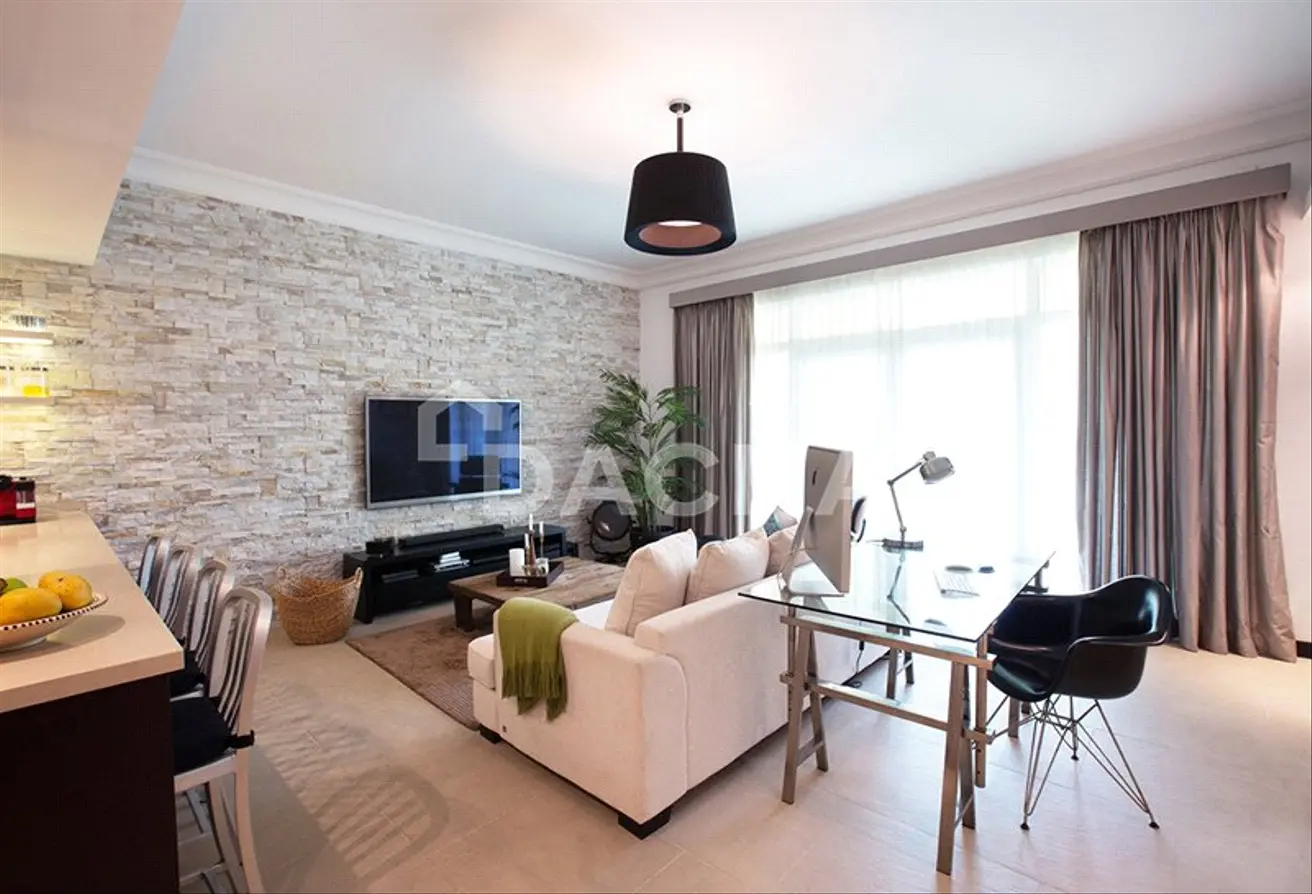 165025546 - Property Main Image