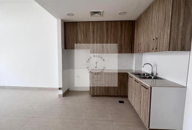 135172010 - Property Image 2