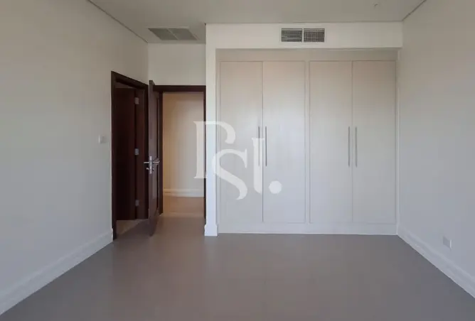 142353945 - Property Image 3
