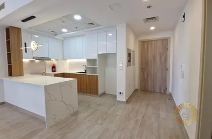 Apartment - 1 Bedroom - 2 Bathrooms for rent in The East Crest by Meteora - District 17 - Jumeirah Village Circle - Dubai