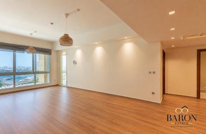 Apartment - 3 Bedrooms - 4 Bathrooms for rent in Marina Residences 6 - Marina Residences - Palm Jumeirah - Dubai