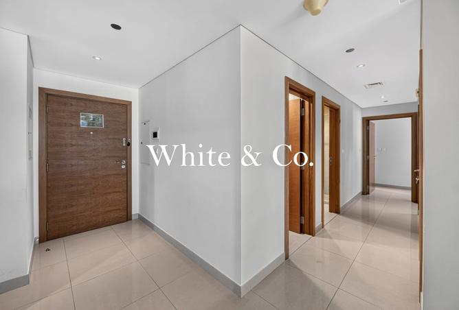 Vacant soon | Two Bedroom | Large layout photo 2