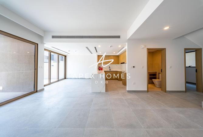 3-bed townhouse in La Violeta 2 · Vacant — photo 3