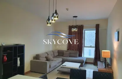 Apartment - 1 Bedroom for rent in Sulafa Tower - Dubai Marina - Dubai