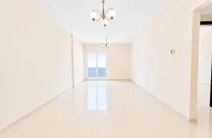 Apartment - 1 - 2 for rent in Ansar Building - Al Nahda - Sharjah