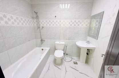 Apartment - Studio - 1 Bathroom for rent in Shakhbout City - Abu Dhabi