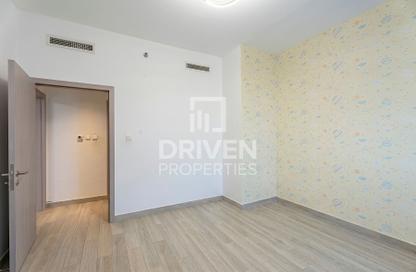 Apartment - 2 Bedrooms - 2 Bathrooms for sale in Waters Edge - Yas Island - Abu Dhabi