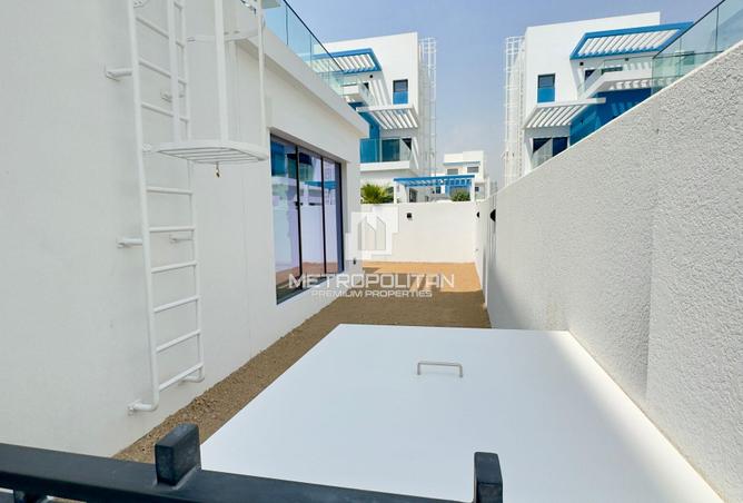 65153390 - صورة العقار 3