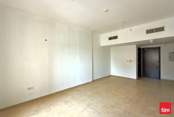 79004282 - Property Image 2