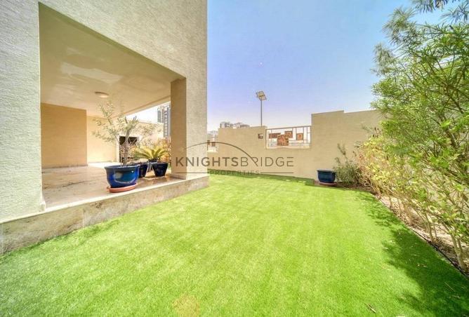 74643638 - Property Image 2