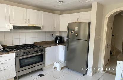 Villa - 3 Bedrooms - 2 Bathrooms for rent in Springs 15 - The Springs - Dubai