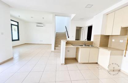 Townhouse - 3 - 4 for sale in Zahra Townhouses - Town Square - Dubai Townhouse - 3 - 4 for sale in Zahra Townhouses - Town Square - Dubai