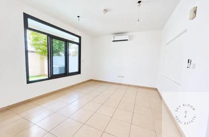 Townhouse - 3 - 4 for sale in Zahra Townhouses - Town Square - Dubai Townhouse - 3 - 4 for sale in Zahra Townhouses - Town Square - Dubai