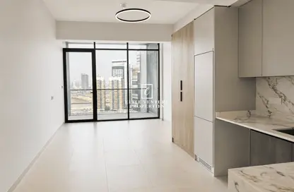 Apartment - 1 Bathroom for rent in Amal Tower - Dubai Sports City - Dubai