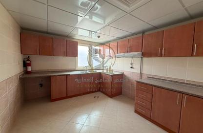 Apartment - 2 - 2 for rent in Jamal Abdul Nasser Street - Al Majaz - Sharjah
