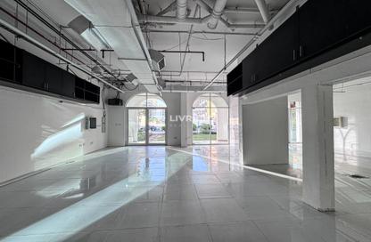Shop - Studio - 1 Bathroom for rent in Vincitore Palacio - Arjan - Dubai