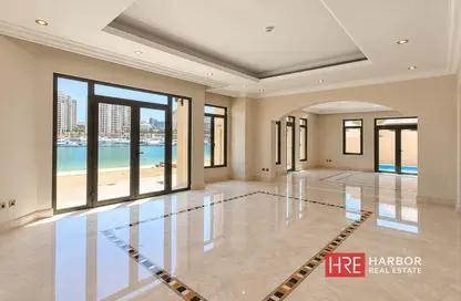 Villa - 5 Bedrooms - 7 Bathrooms for rent in Signature Villas Frond A - Signature Villas - Palm Jumeirah - Dubai