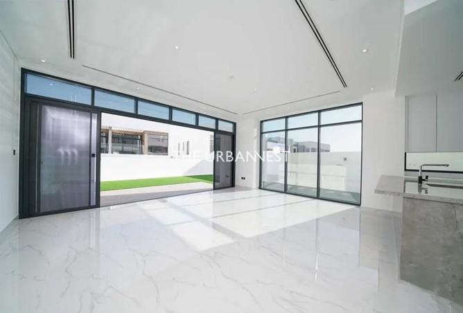 104243802 - Property Image 3
