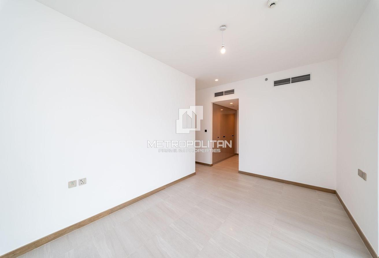 Modern 3BR | Urban Oasis | Prime Location photo 7