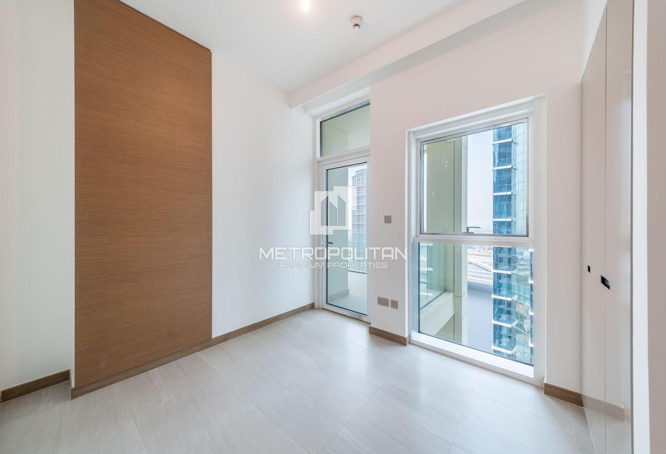 Modern 3BR | Urban Oasis | Prime Location photo 9