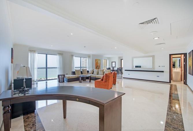 81121740 - Property Main Image