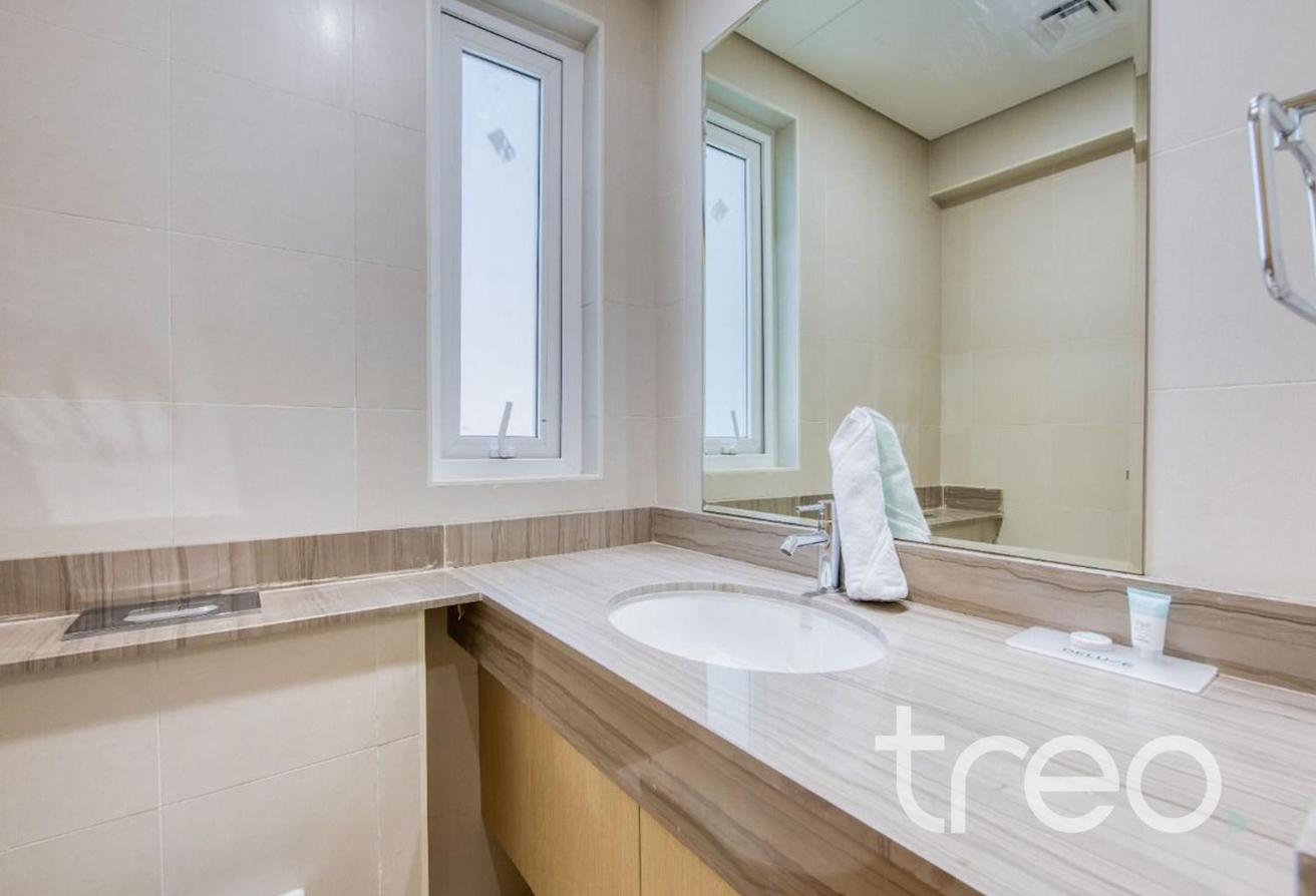 Large Plot | End Unit | Landscaped |Single Row photo 15