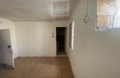 عمارة بالكامل - 8 غرف نوم - 8 حمامات للايجار في عجمان الصناعية 1 - المنطقة الصناعية - عجمان
