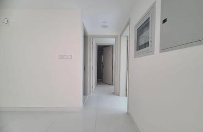 Apartment - 2 Bedrooms - 3 Bathrooms for rent in SG Muwaileh Building - Muwaileh - Sharjah