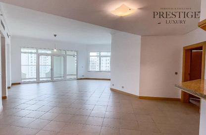 Apartment - 3 Bedrooms - 3 Bathrooms for rent in Al Nabat - Shoreline Apartments - Palm Jumeirah - Dubai