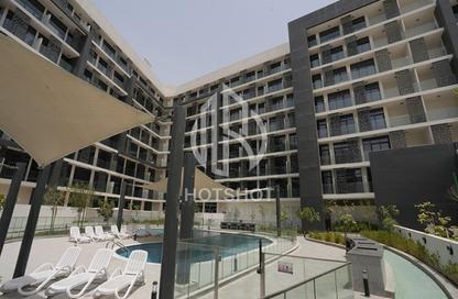 Apartment - 2 Bedrooms - 2 Bathrooms for rent in The Gate - Masdar City - Abu Dhabi