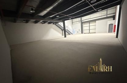 Warehouse - Studio - 1 for rent in Al Sajaa Industrial - Al Sajaa - Sharjah