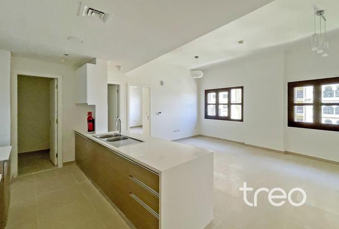 82806647 - Property Image 2