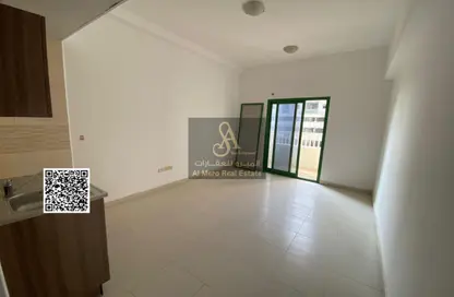 Apartment - 1 Bathroom for sale in Smart Tower 1 - Al Amerah - Ajman