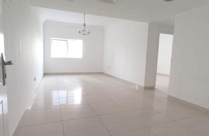 Apartment - 2 Bedrooms - 2 Bathrooms for rent in Al Khan Corniche - Al Khan - Sharjah