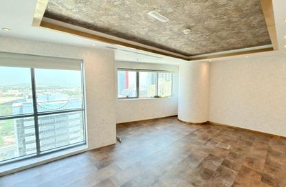 Office Space - Studio - 4 Bathrooms for rent in Tameem House - Barsha Heights (Tecom) - Dubai