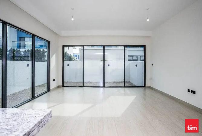 136562273 - Property Image 2